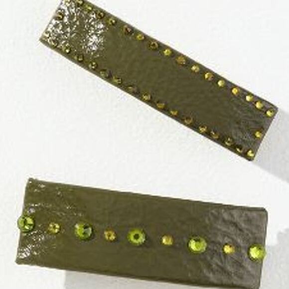 ANTHRO VIOLET & BROOKS NWT Paige Leather Barrettes Crystals Set/2 Olive Green - Picture 1 of 3
